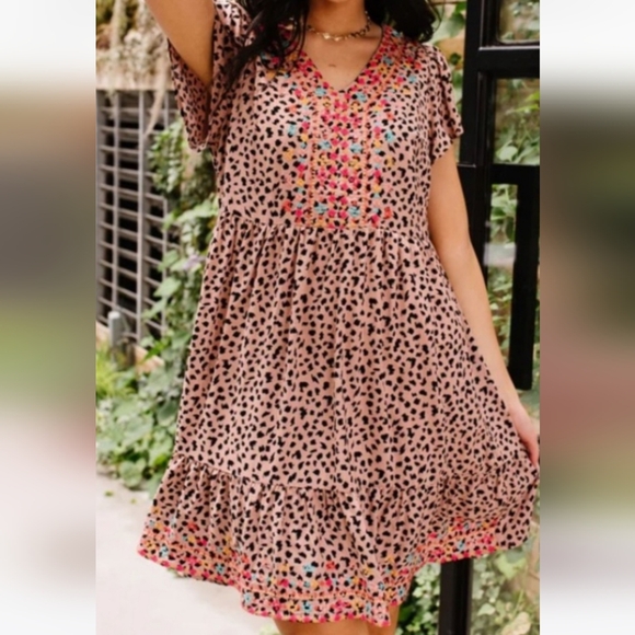 Savanna Jane Leopard Tiered Ruffle Embroidered Babydoll Dress Size M - Picture 2 of 12